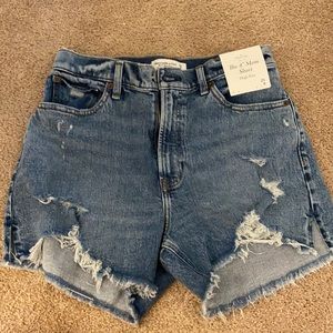 Abercrombie and Fitch curve love mom shorts